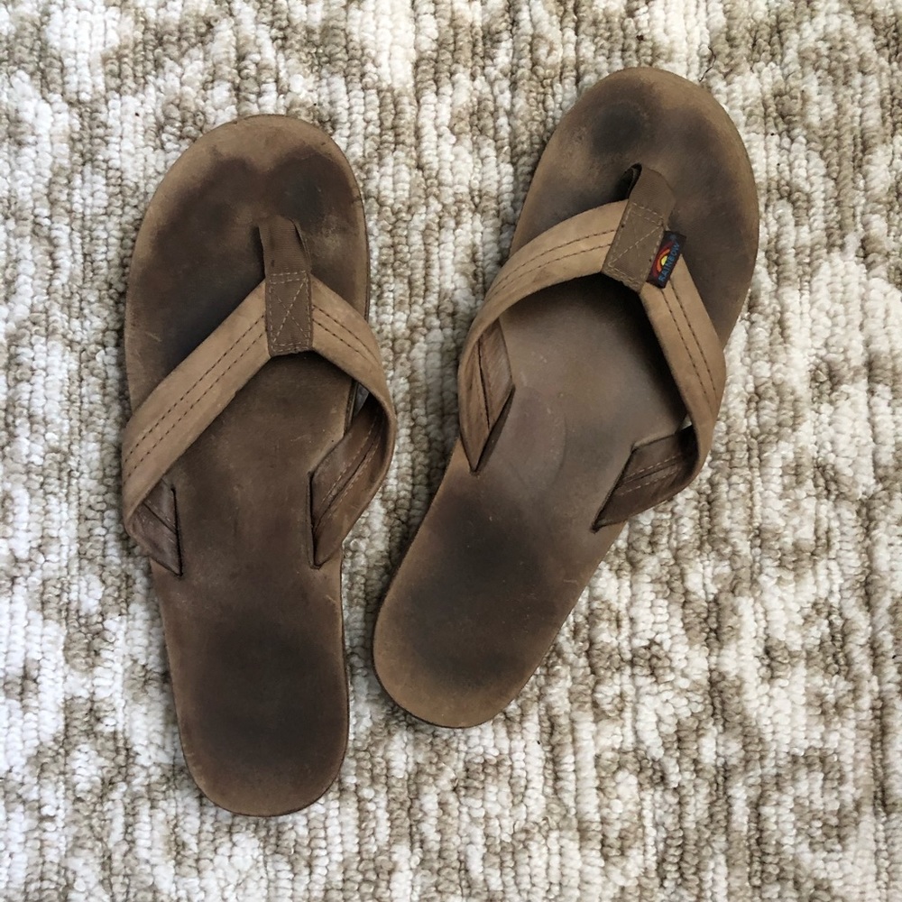 Rainbows size 9